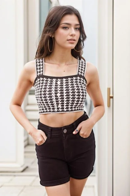 black and white knitted crop top