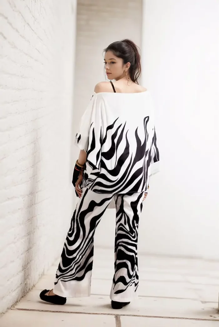 Monochrome Zebra Print Kaftan co ord set for women - Image 3