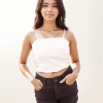 Side Clasp Detail Crop Cami top in white